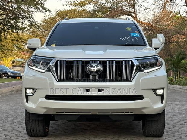 Toyota Land Cruiser Prado 2021 Pearl