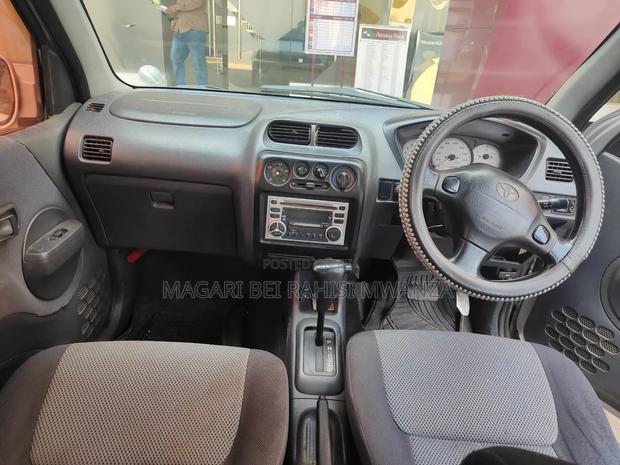 Toyota Noah 2005 White