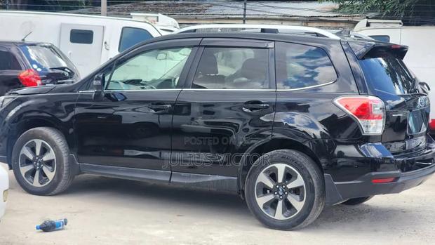 Subaru Forester 2016 Black