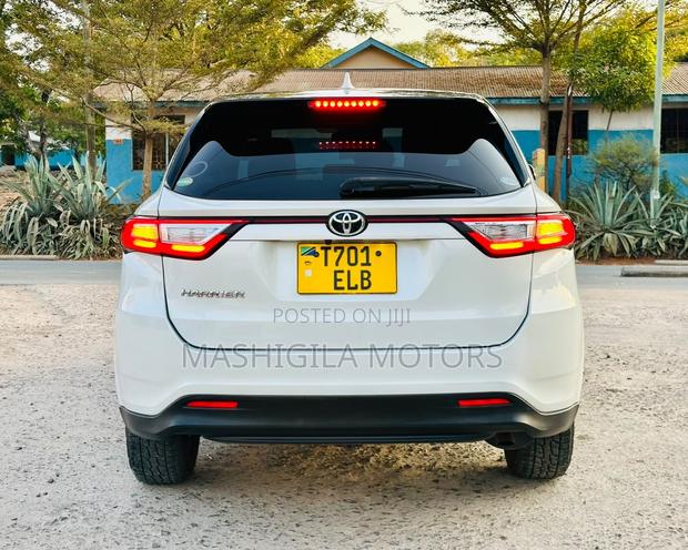 Toyota Harrier 2019 Black