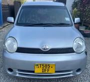 Toyota Sienta 2007 Silver for sale