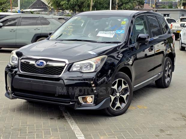 Subaru Forester 2.0XT Premium 4dr SUV AWD (2.0L 4cyl Turbo CVT) 2014 Black
