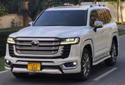 Toyota Land Cruiser LC300 2023 White for sale