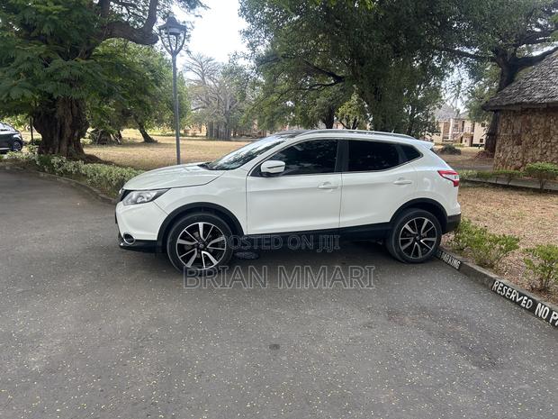 Nissan Qashqai 2015 White