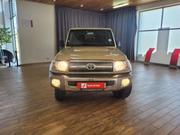 Toyota Land Cruiser 2018 Beige for sale