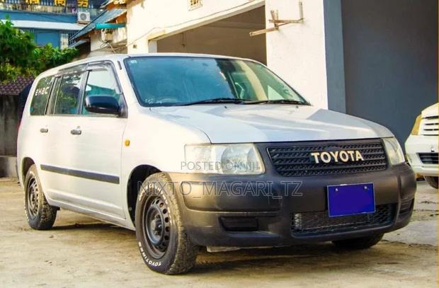 Toyota Probox 2003 Silver