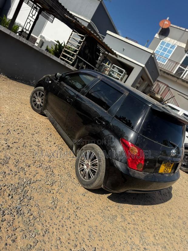 Toyota IST 2005 Black