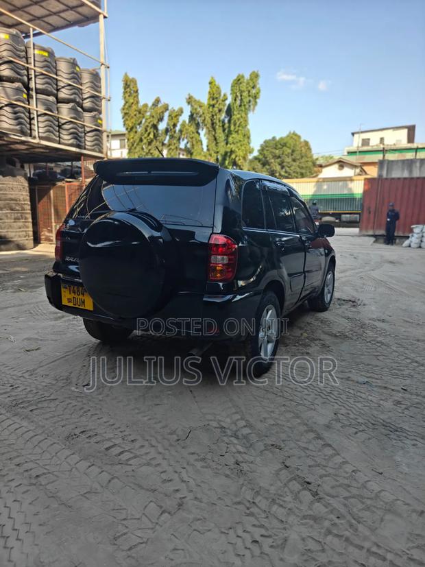 Toyota RAV4 2005 Black