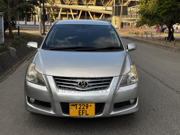 Toyota Blade 2007 Silver
