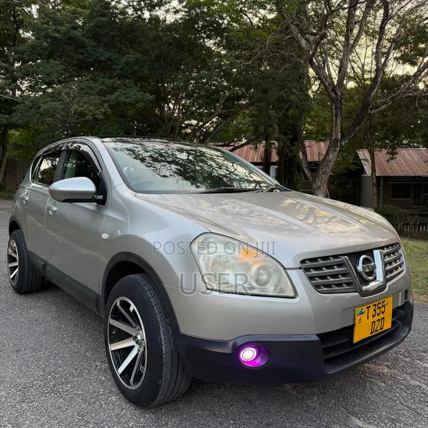 Nissan Dualis 2010 Silver