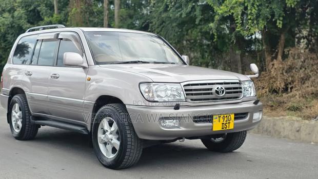 Toyota Land Cruiser Prado 2002 Silver