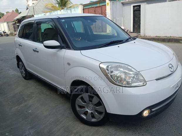 Mazda Verisa 2012 White