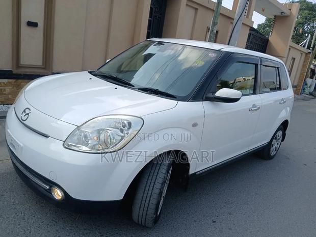 Mazda Verisa 2012 White