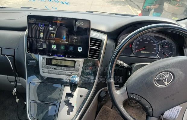 Toyota Alphard 2004 White