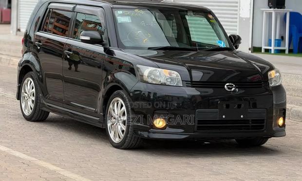 Toyota Corolla Rumion 2009 Black