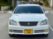 Toyota Crown Royale 2005 White for sale