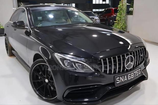 Mercedes-Benz C-Class 2016 Black