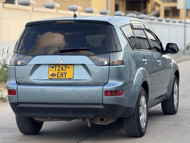 Mitsubishi Outlander 2006