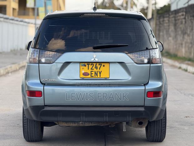 Mitsubishi Outlander 2006