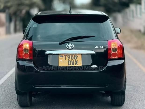 Toyota Corolla RunX 2007 Black