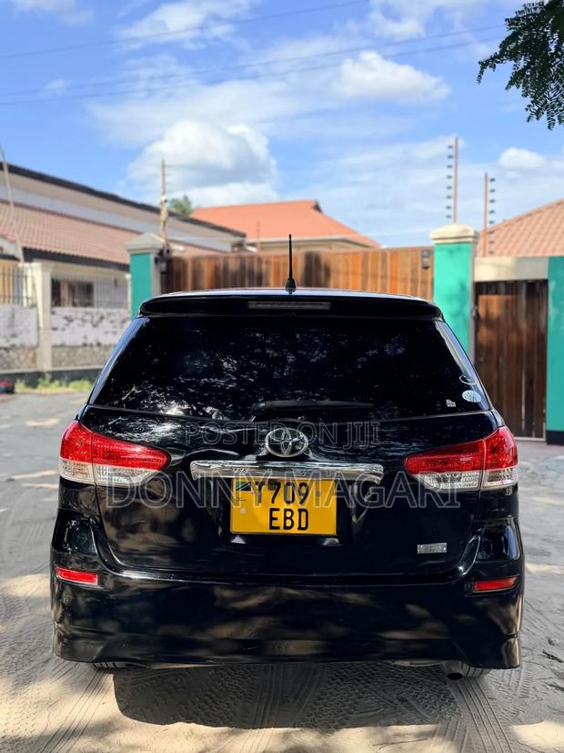 Toyota Wish 2010 Black