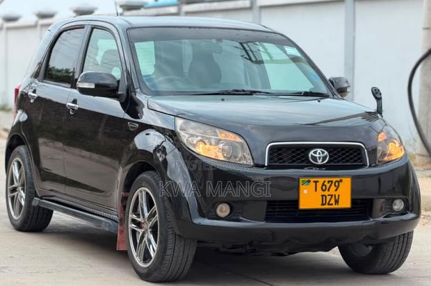 Toyota Rush 1.5 RWD 2007 Black