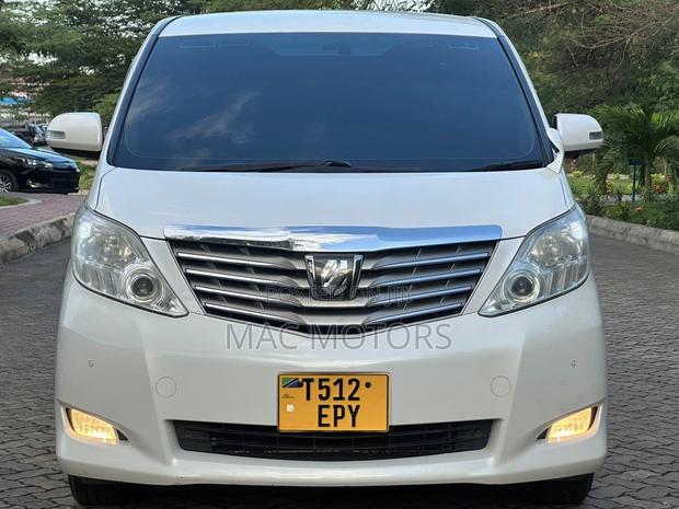 Toyota Alphard 2009 White
