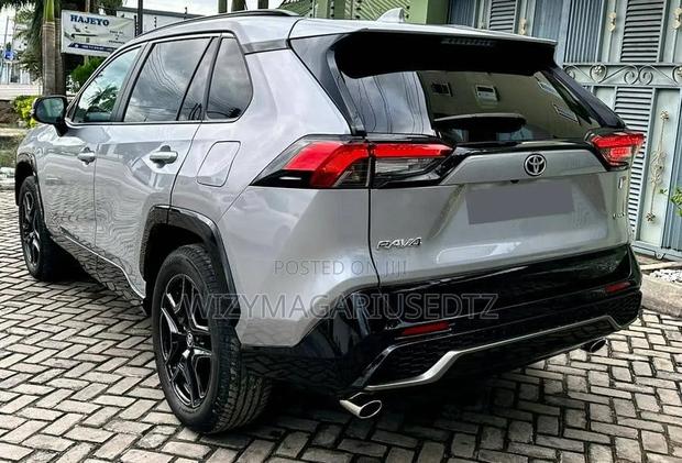 Toyota RAV4 2024 Teal
