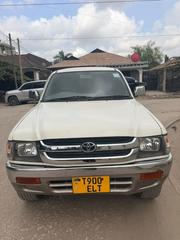 Toyota Hilux 2021 White for sale