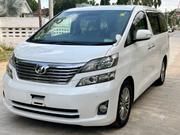 Toyota Vellfire 2009 White for sale