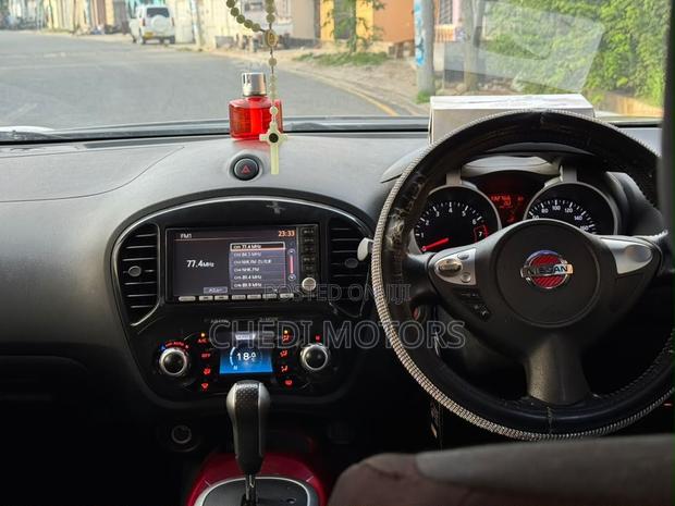 Nissan Juke 2012 Black