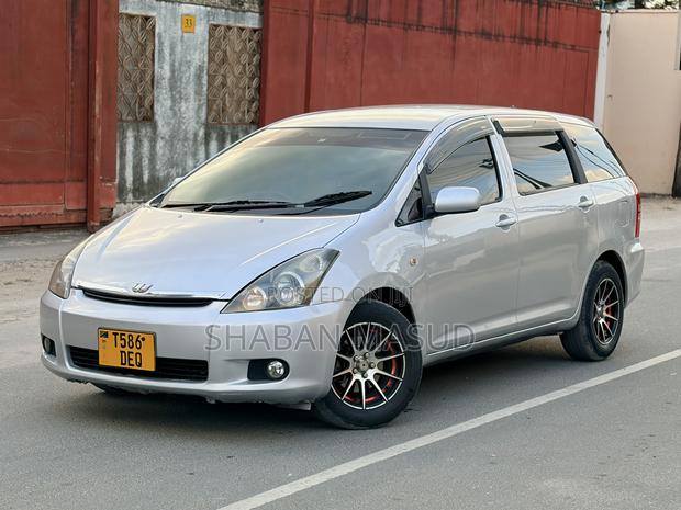 Toyota Wish 2007 Silver