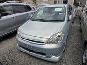 Toyota Raum 2010 Green for sale
