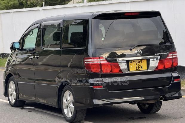 Toyota Alphard 2.4 Petrol FWD 2006 Black