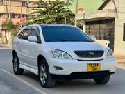 Toyota Harrier 3.0 V6 2004 Pearl for sale
