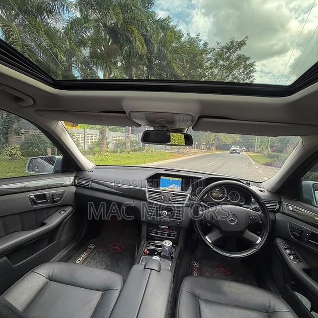 Mercedes-Benz E350 Base 4dr Sedan RWD (3.5L 6cyl 7A) 2012 Silver