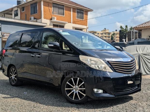 Toyota Alphard 2.4 Petrol FWD 2009 Black