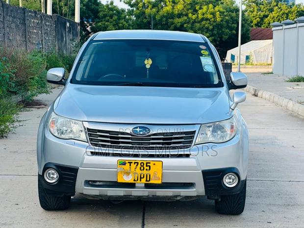 Subaru Forester 2.0D X 2009 White
