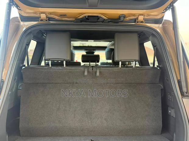 Toyota Land Cruiser Prado 2025 Gold