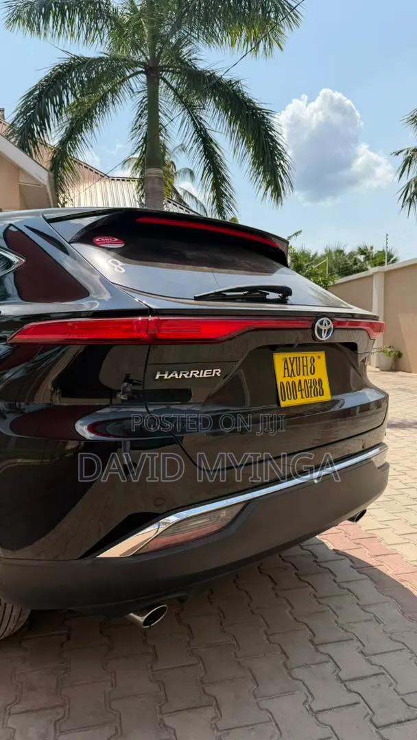 Toyota Harrier 2022 Black