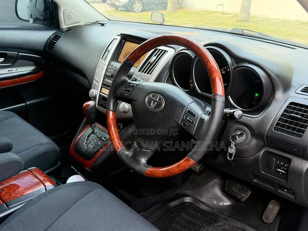 Toyota Harrier 2006