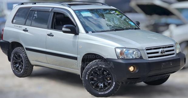 Toyota Kluger 2004 Black