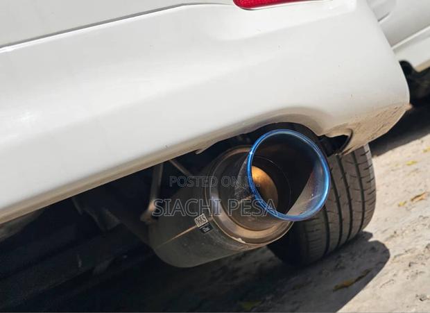 Toyota Corolla Rumion 2009 White