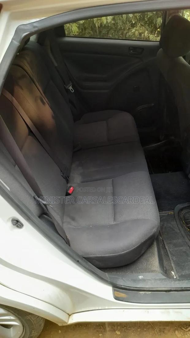 Toyota Voltz 2006 White
