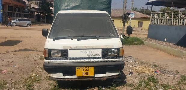 Toyota TownAce 2002 White