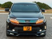 Toyota Harrier 2.0 2018 Black for sale