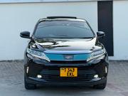 Toyota Harrier 2.0 2017 Black for sale