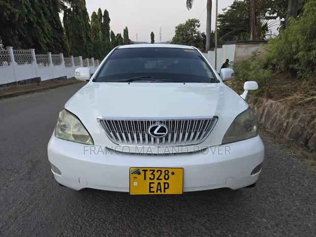 Toyota Land Cruiser 2009 White