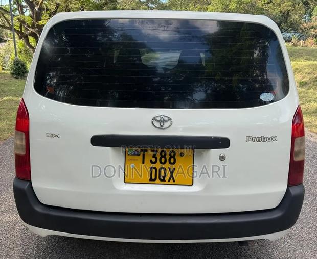 Toyota Probox 2006 White