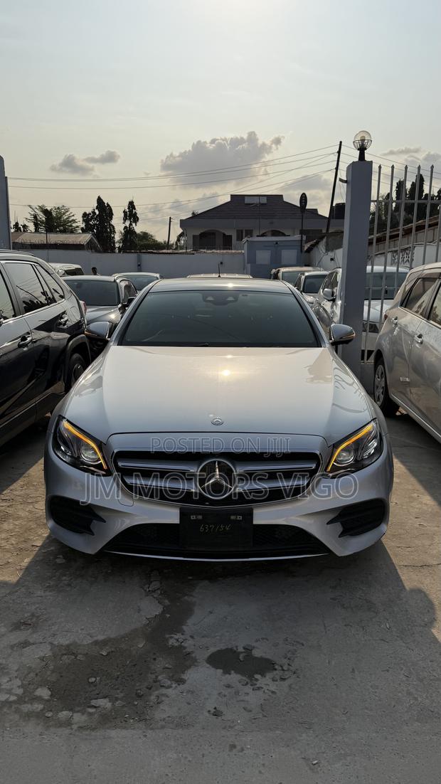 Mercedes-Benz E250 2016 Silver